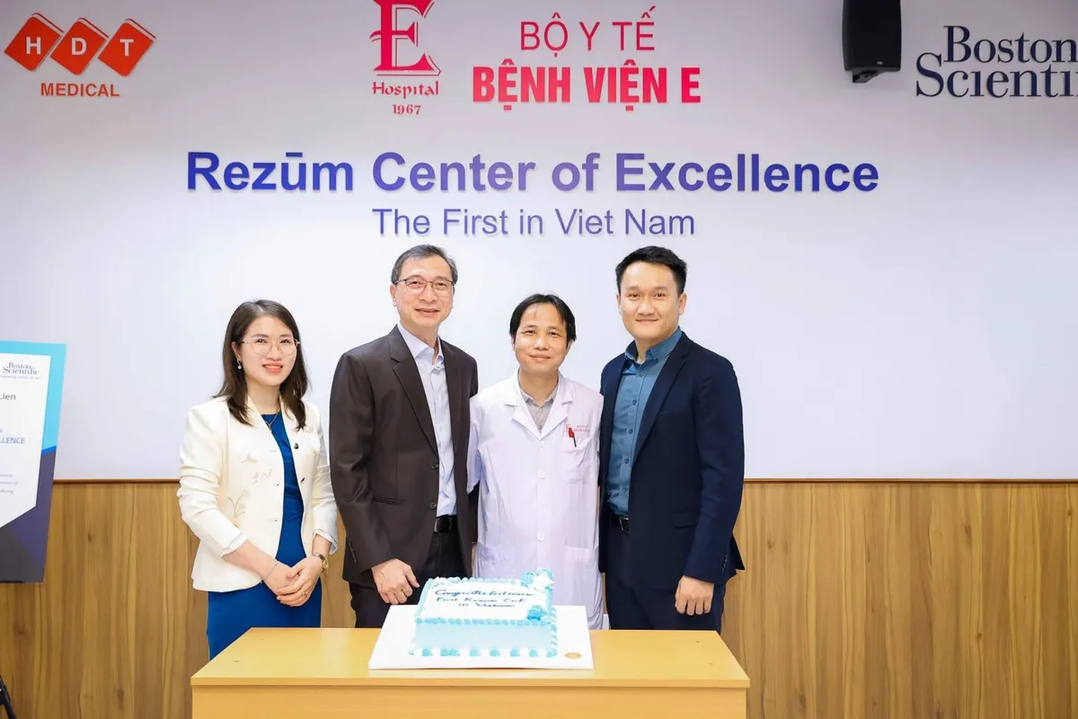 Ảnh tư liệu trung tâm đào tạo và điều trị Rezum tại Việt Nam